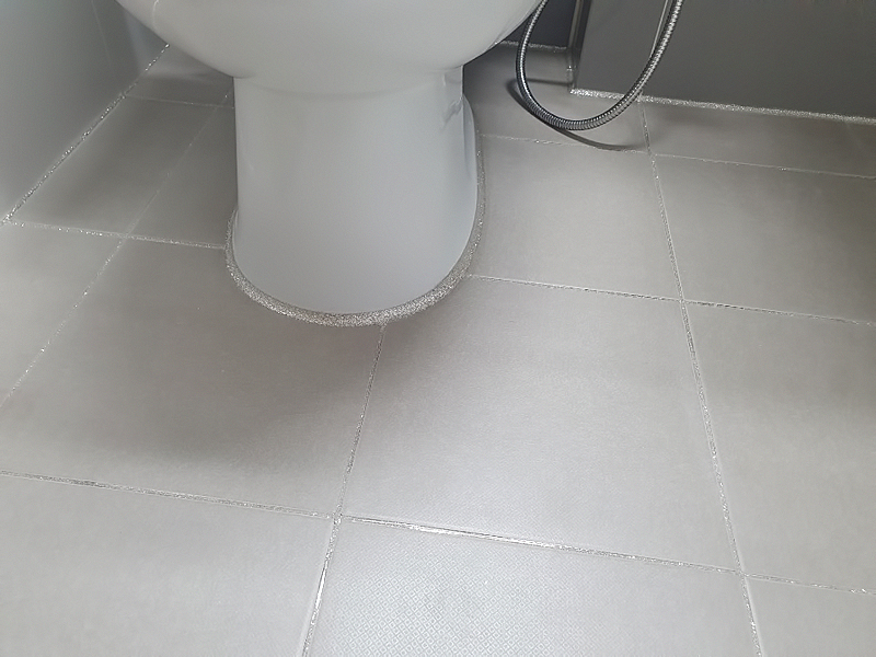 010.jpg