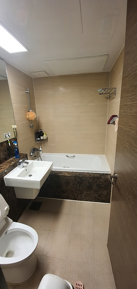 001.jpg