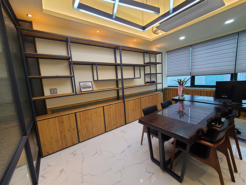 011.jpg