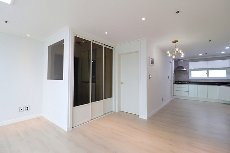 005.jpg